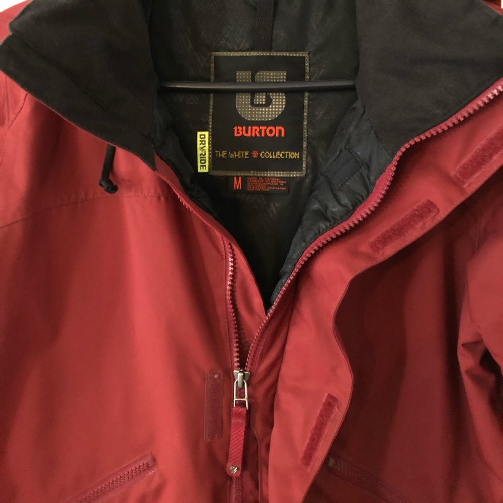 Burton Red Women's Jacket - Picture 4 of 7